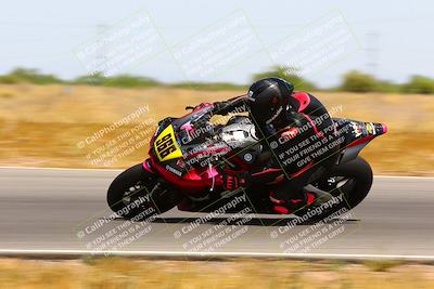 media/Apr-30-2023-CRA (Sun) [[020fcf5d43]]/Race 3-1000 Amateur Supersport/